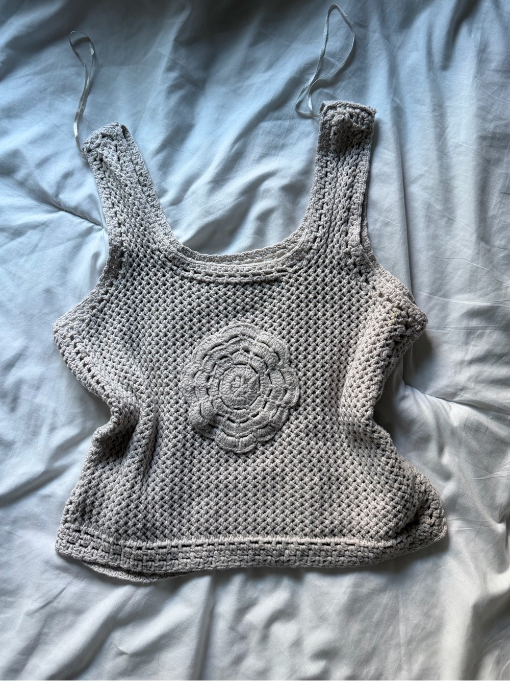 Jessica Simpson Light Gray Crochet Floral Tank